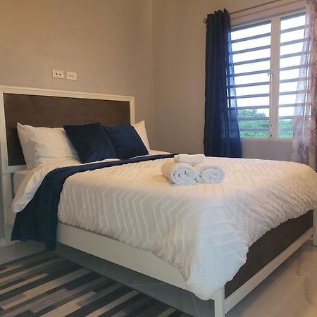 Mount Joy Getaway Villa Parham ภายนอก รูปภาพ
