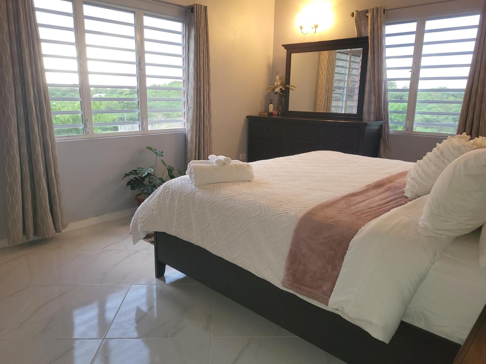 Mount Joy Getaway Villa Parham ภายนอก รูปภาพ